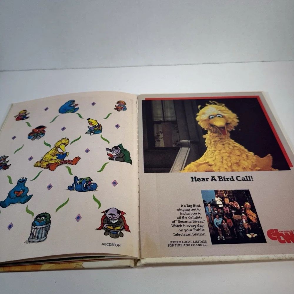 Sesame Street Hardcover Books Lot 2 Sesame Street Word‎ Book & The Runaway Soup
